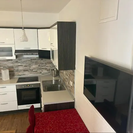 Univerzum * Шибеник