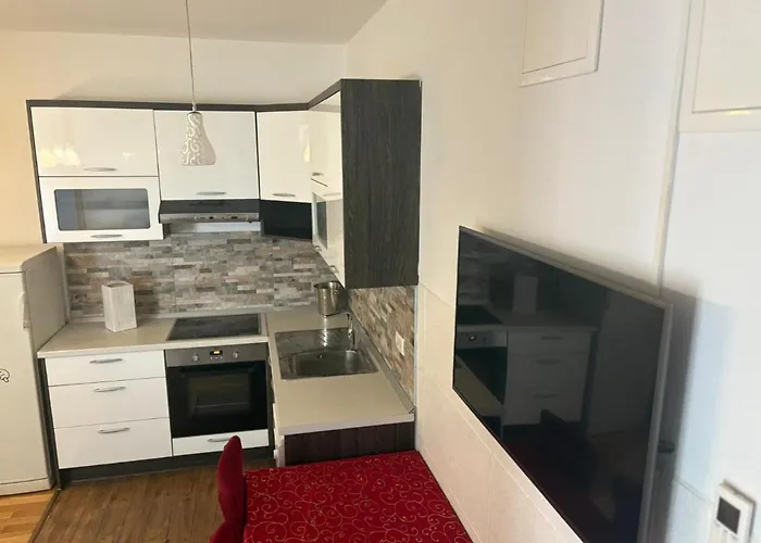 Univerzum * Šibenik